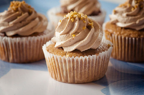 Cashew cupcakes med cashew frosting