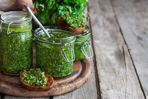 Persillepesto med økologiske mandler