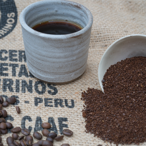 Peru, hele kaffebønner, mellemristet, 1 kg, økologisk