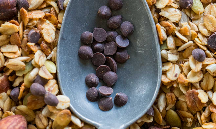 Granola, 1 kg, økologisk (Hasselnød & chokolade)
