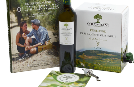 Intropakke til olivenolie: 3 liter olivenolie, 500 ml olivenolie, hældetud m/klap og bog